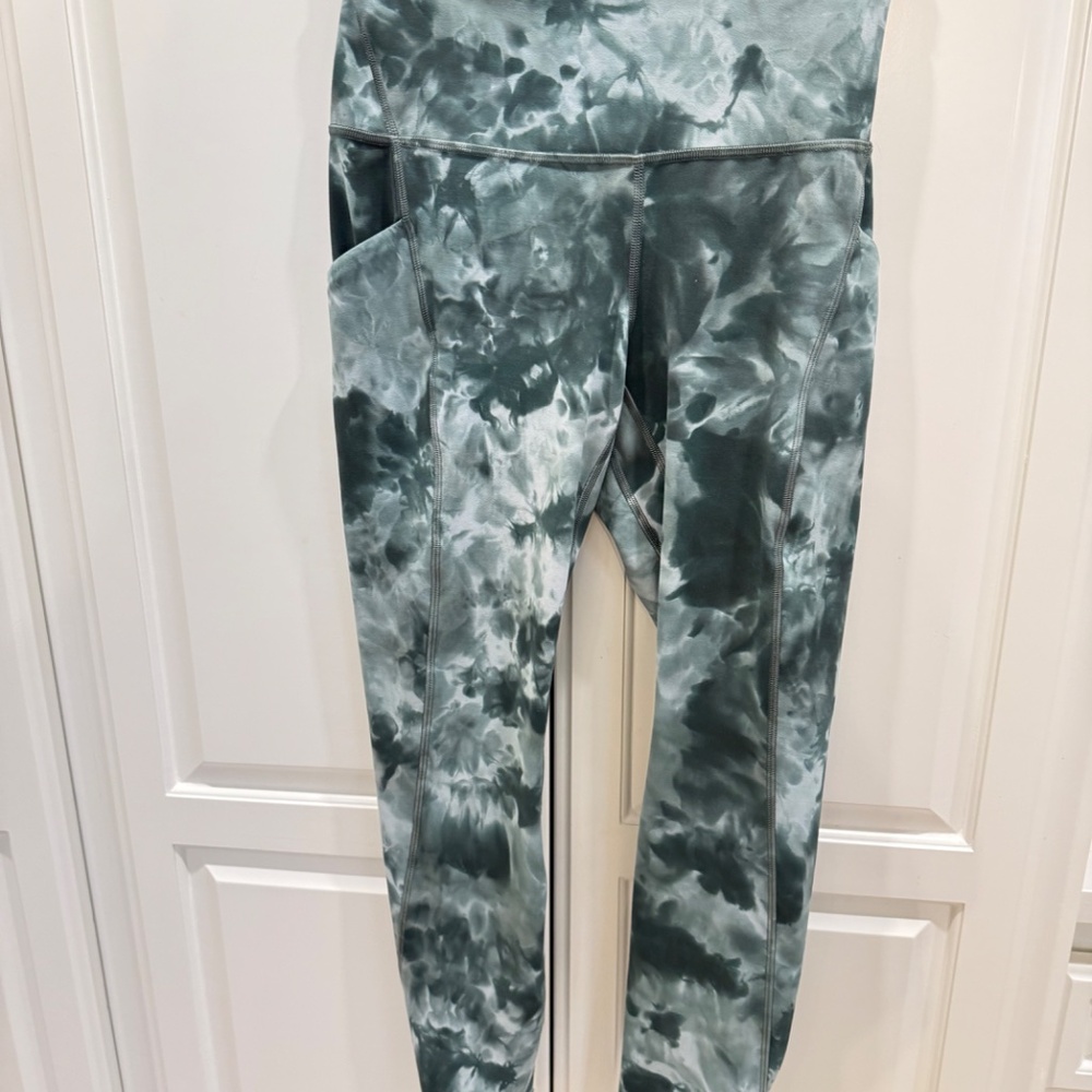 lululemon Align High-Rise Pant with Pockets - 25" size 6 - Picture 3 of 5